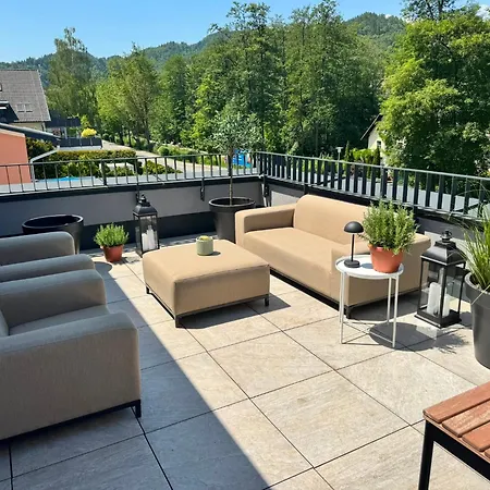 Apartment Penthouse Mit Seeblick & Terrasse 8 *