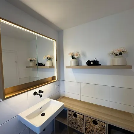 Penthouse Mit Seeblick & Terrasse 8